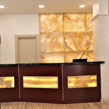 Boutique Hotel Enia Prato  Exteriör bild