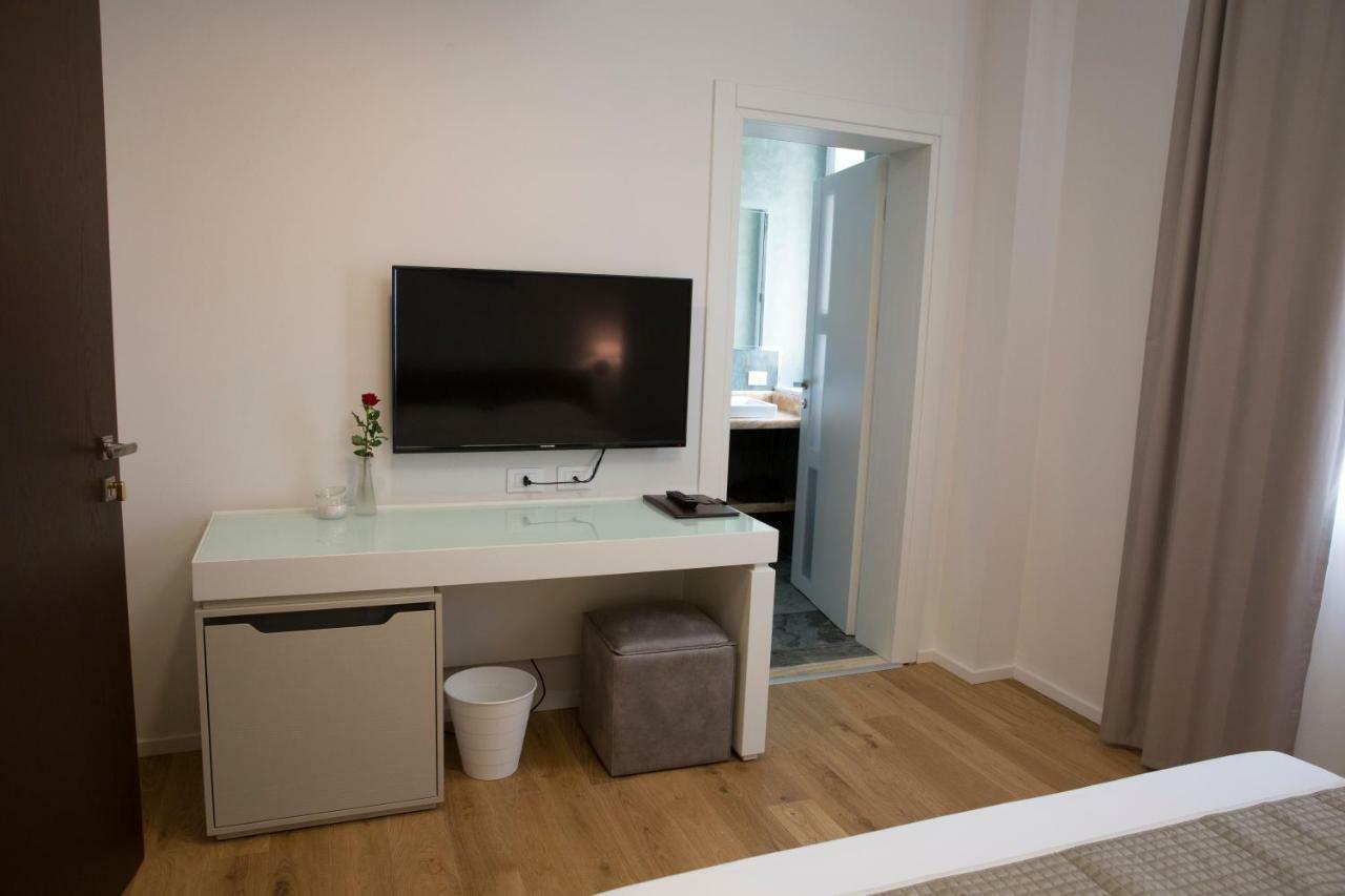 Boutique Hotel Enia Prato  Exteriör bild