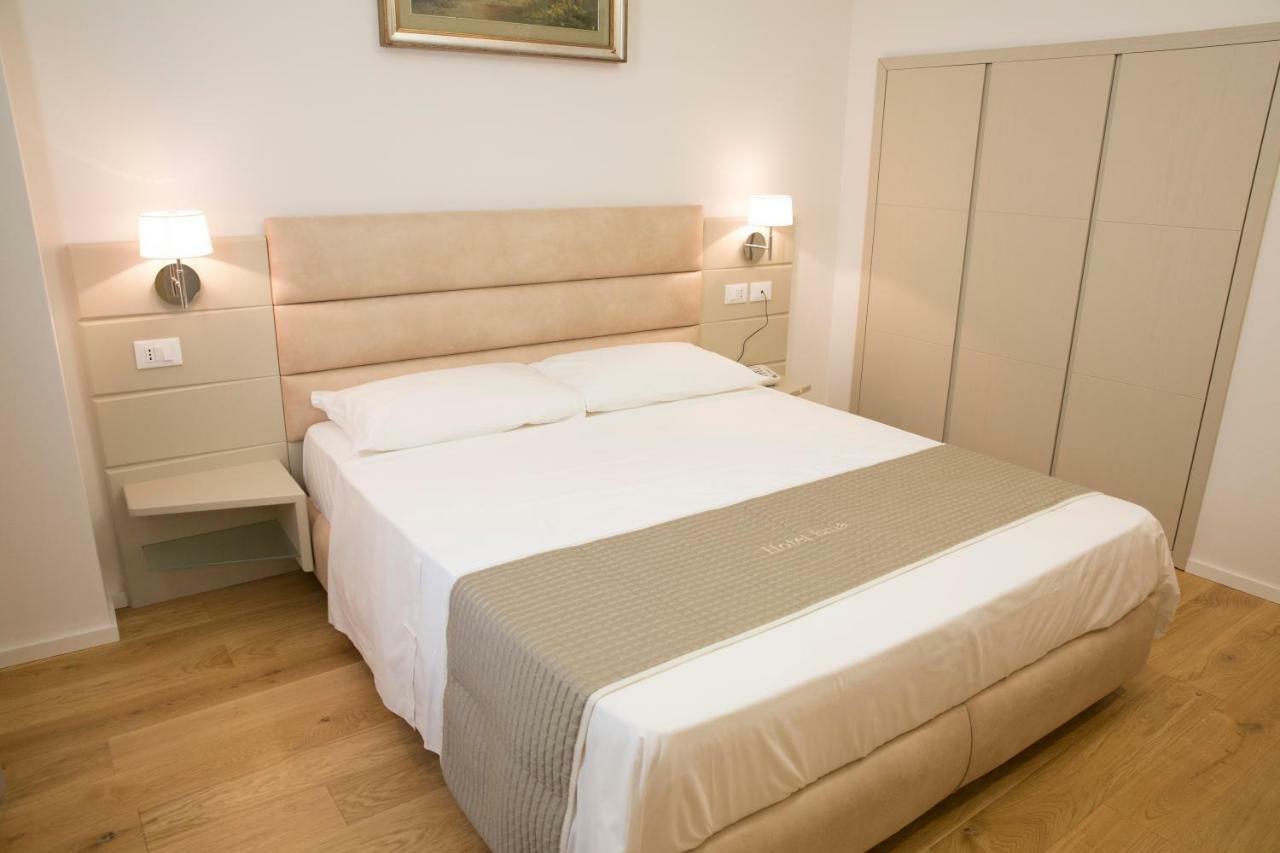 Boutique Hotel Enia Prato  Exteriör bild