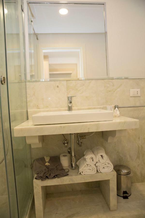 Boutique Hotel Enia Prato  Exteriör bild